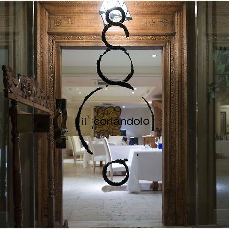 Romano Palace Luxury Hotel Catania Luaran gambar Restaurant Sorandolo