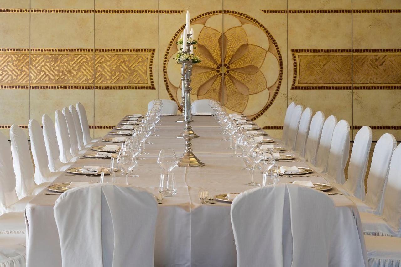 Romano Palace Luxury Hotel Catania Luaran gambar The ballroom